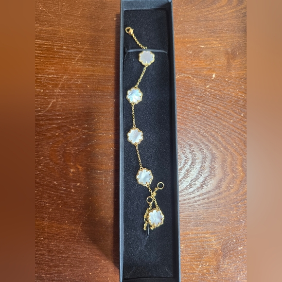 SOLD🔥NEW STERLING FOREVER 14K GOLD PLATED & MOTHER-OF-PEARL CHARM BRACELET - Picture 5 of 10